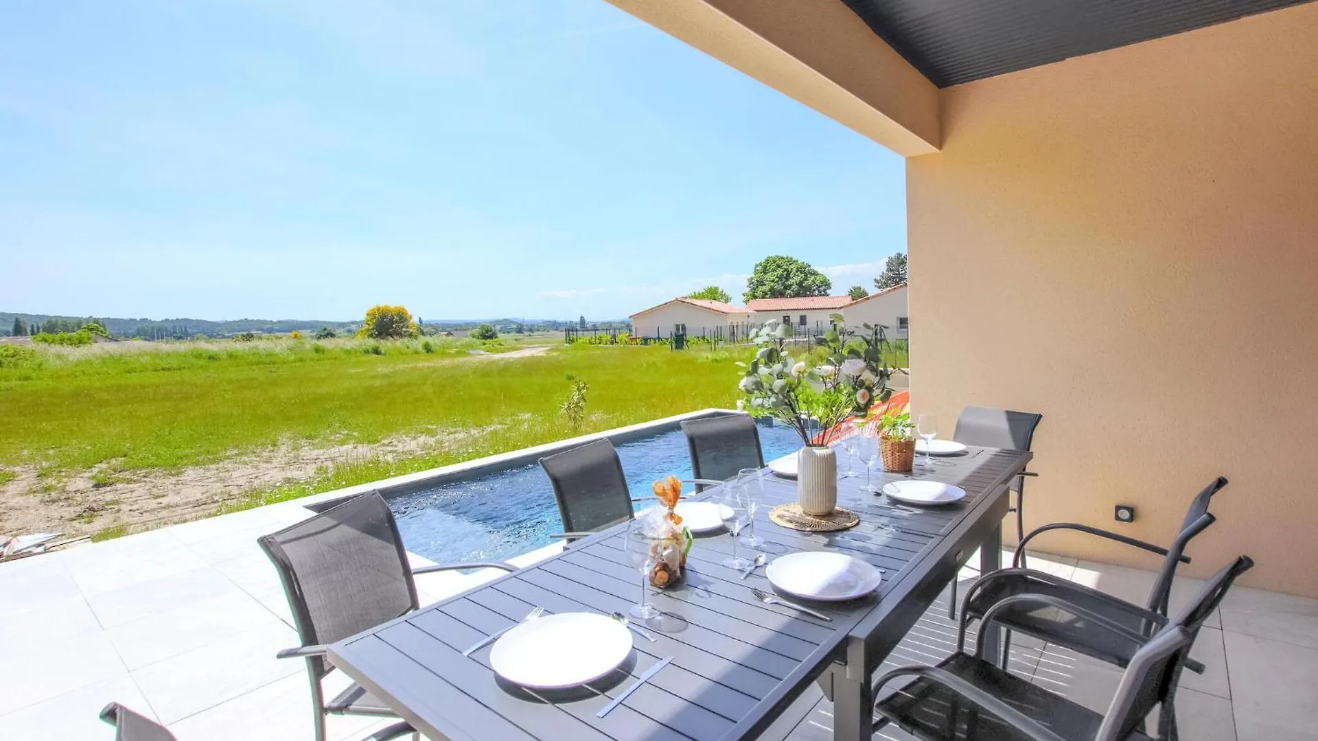 Beautiful Home In Puy St Martin Puy-Saint-Martin Франция